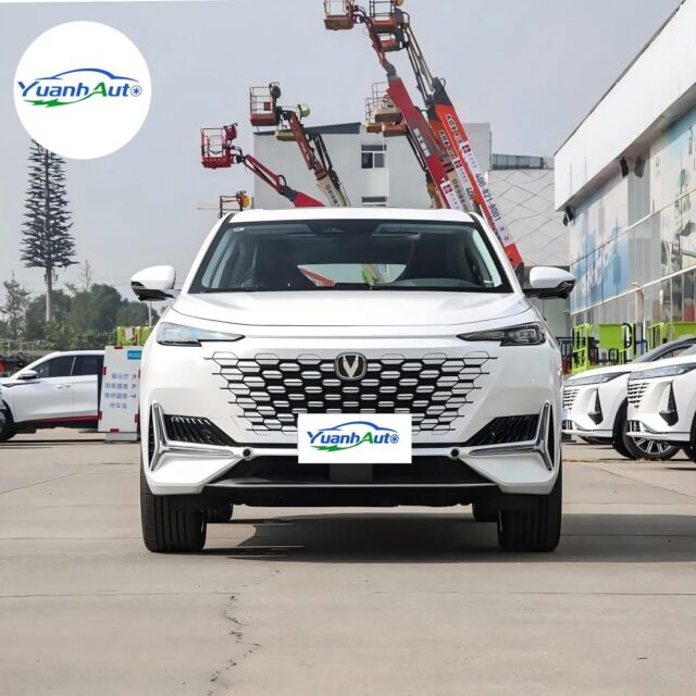 2024 Changan UNI-K vehicle photo 1