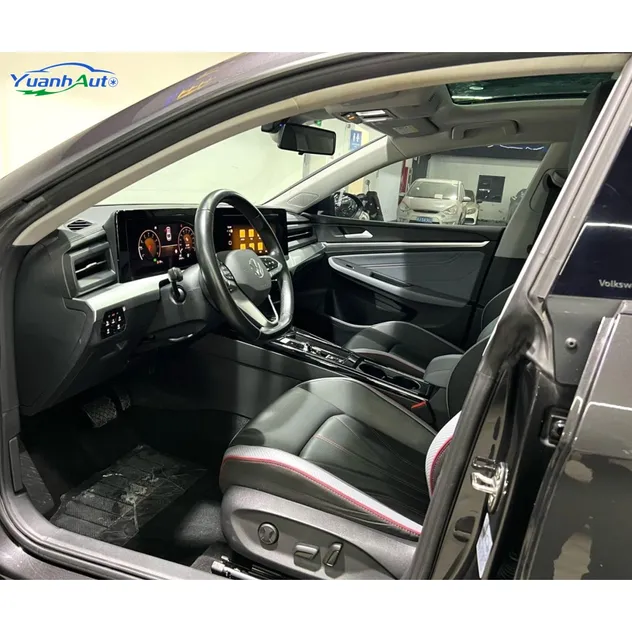 2022 Volkswagen Lamando Petrol Sedan — source image 10