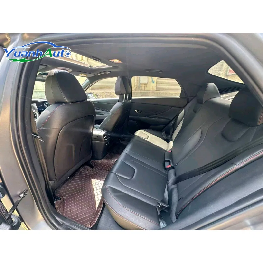 2022 Hyundai Elantra — source image 12