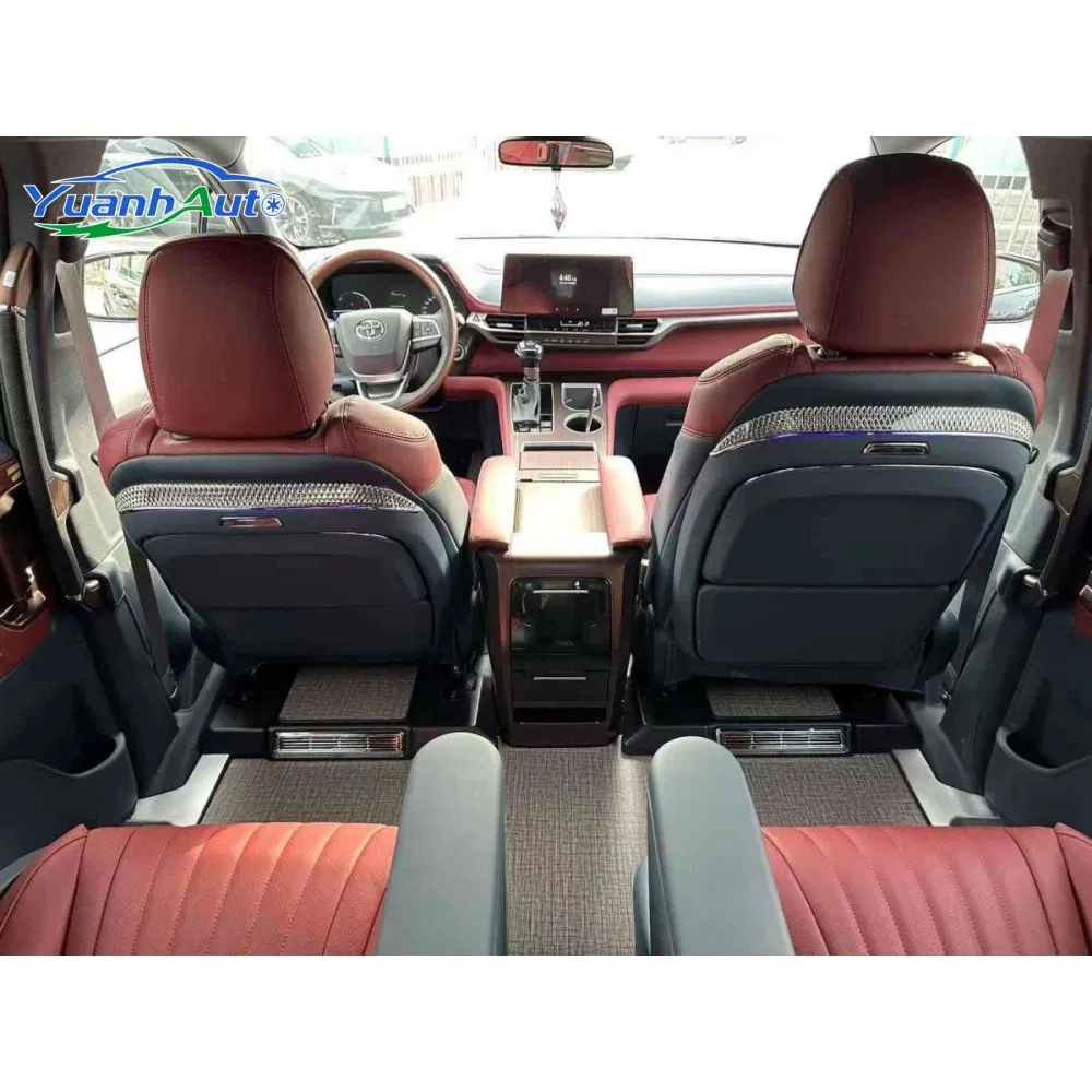 2024 Toyota Gravia vehicle photo 6