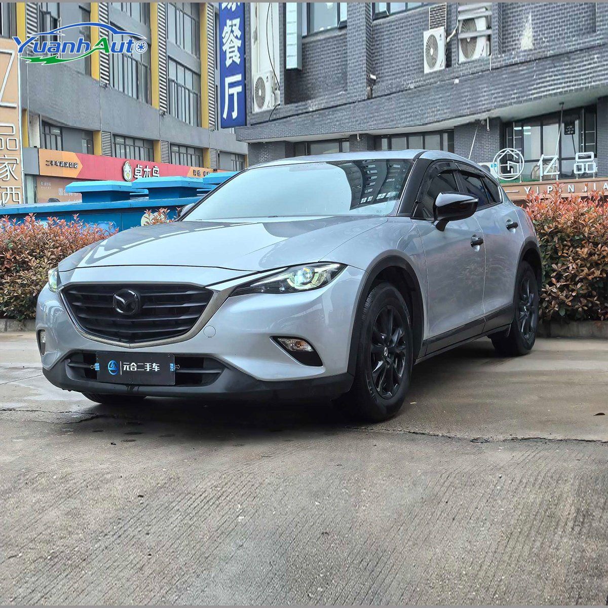 2018 Mazda CX-4 Petrol SUV — source image 1