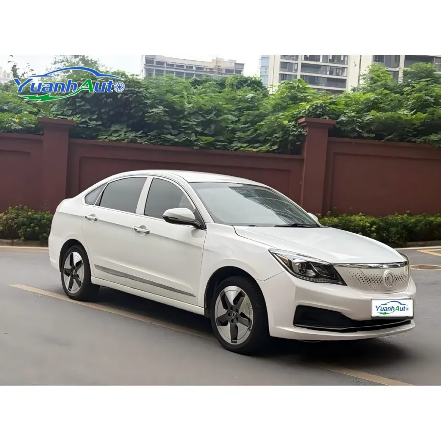 2021 Dongfeng E70 Hybrid — source image 10