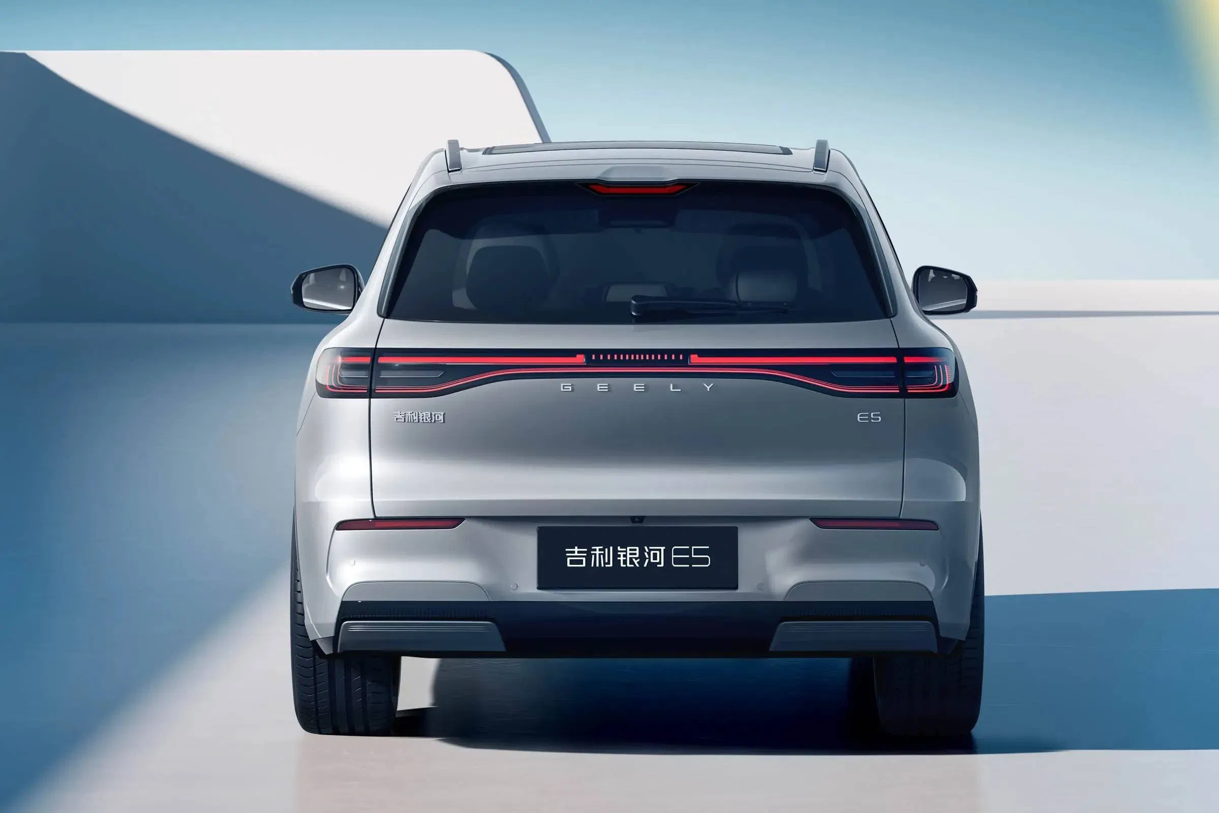 Geely Galaxy E5 vehicle photo 5