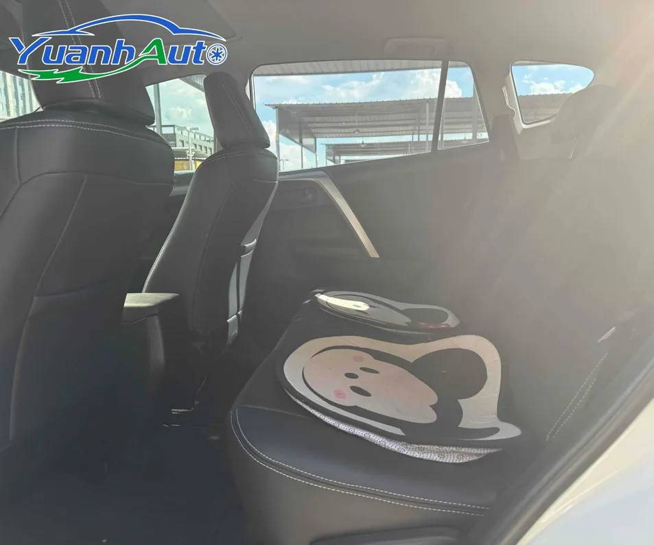 2016 Toyota RAV4 Fashion 2.0L SUV — source image 16