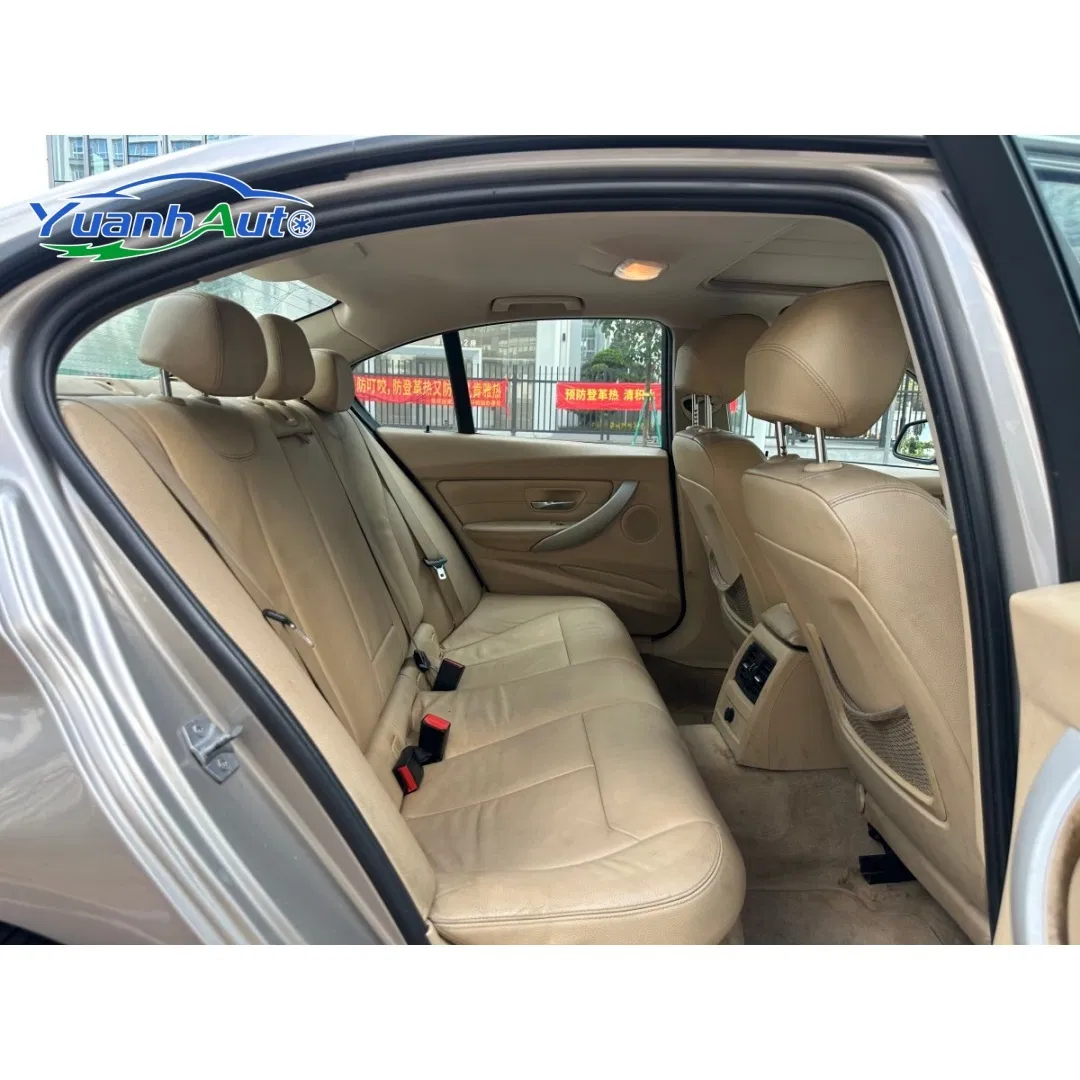 2013 BMW 3 Series Petrol Sedan — source image 15