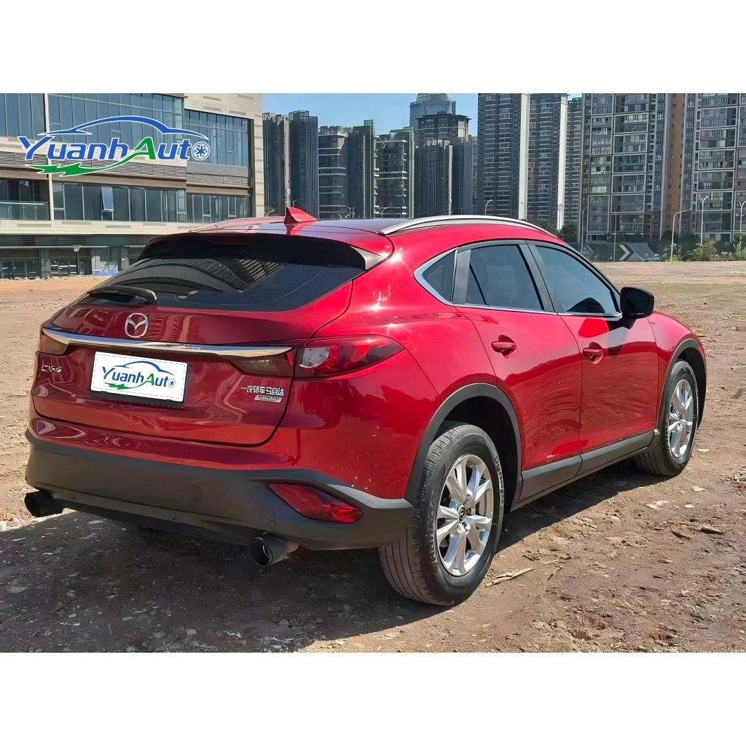 2018 Mazda CX-4 vehicle photo 1