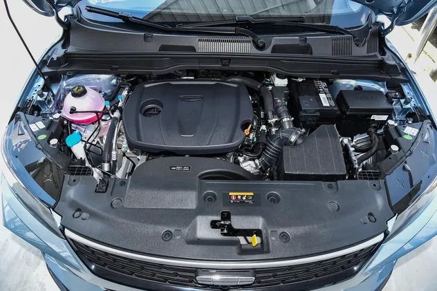 2026 Geely Coolray SUV — source image 12