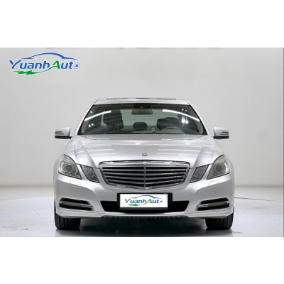 2011 E-Class vehicle photo 3