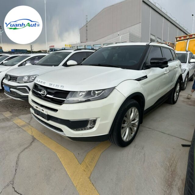 Landwind X7 vehicle photo 1