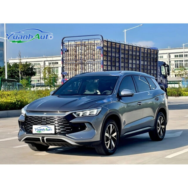 2023 BYD Song Pro vehicle photo 1