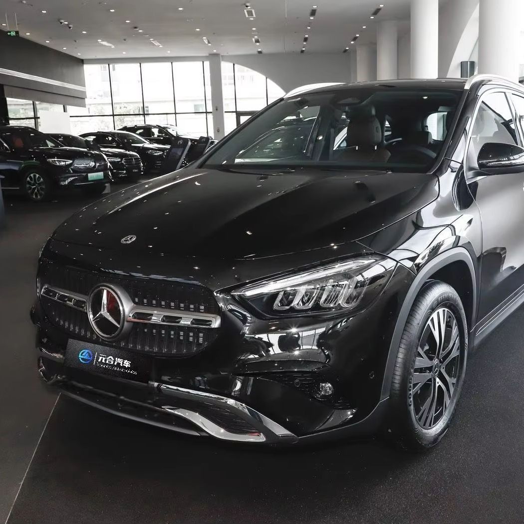 2025 Benz GLA vehicle photo 1
