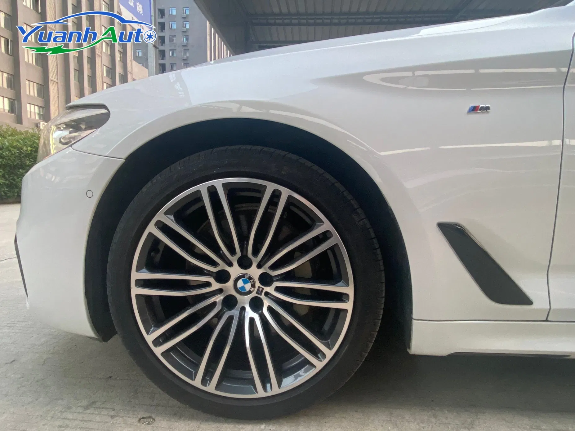 2018 BMW BMW vehicle photo 6
