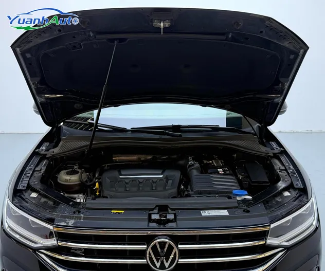 2023 Volkswagen Tiguan L Petrol SUV — source image 18
