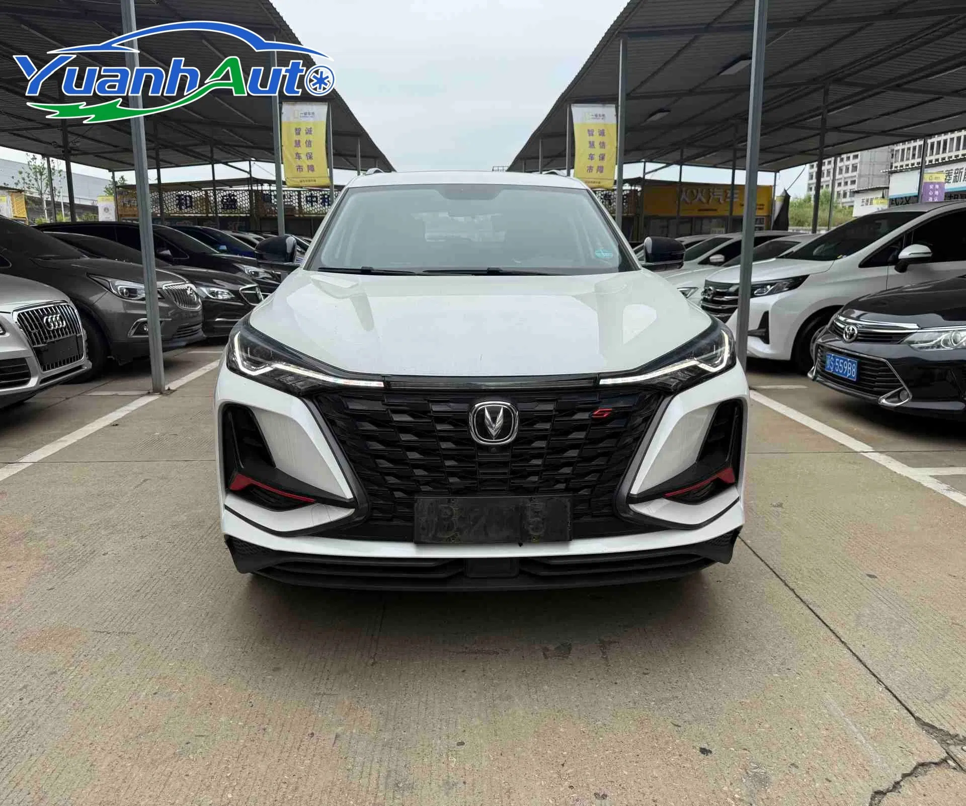 Changan CS75 Plus 2022 1.5t Automatic Premium Edition SUV vehicle photo 3