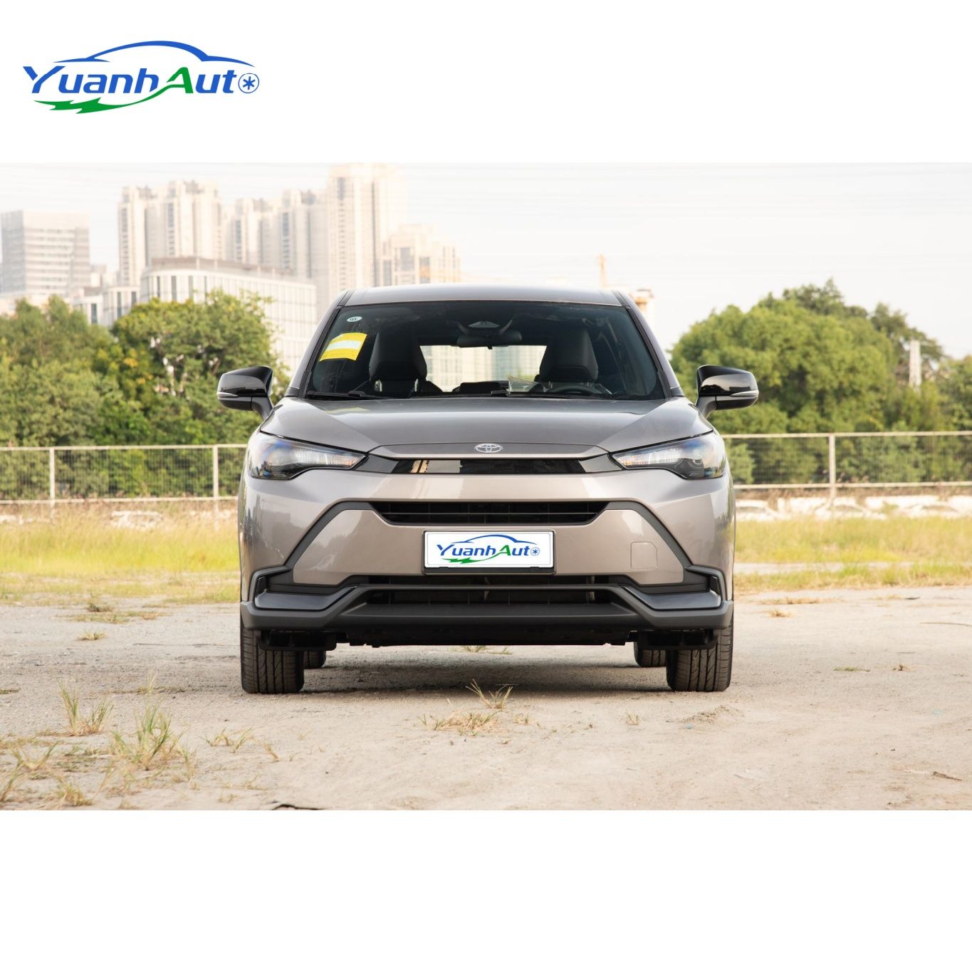 Toyota Frontlander vehicle photo 1