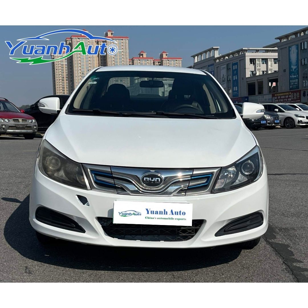 2018 BYD E5 vehicle photo 1