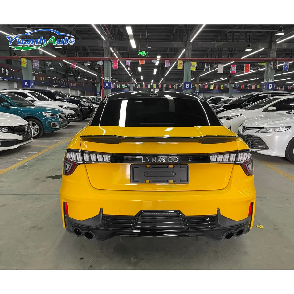 2020 Lynk & Co 03 Petrol — source image 12