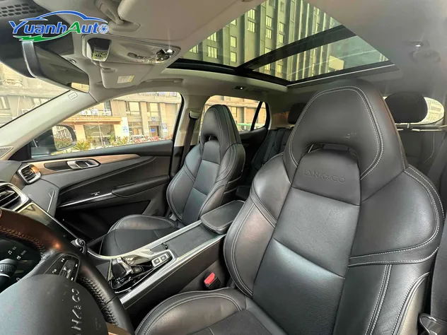 2021 Lynk & Co 01 2.0T Petrol SUV — source image 17