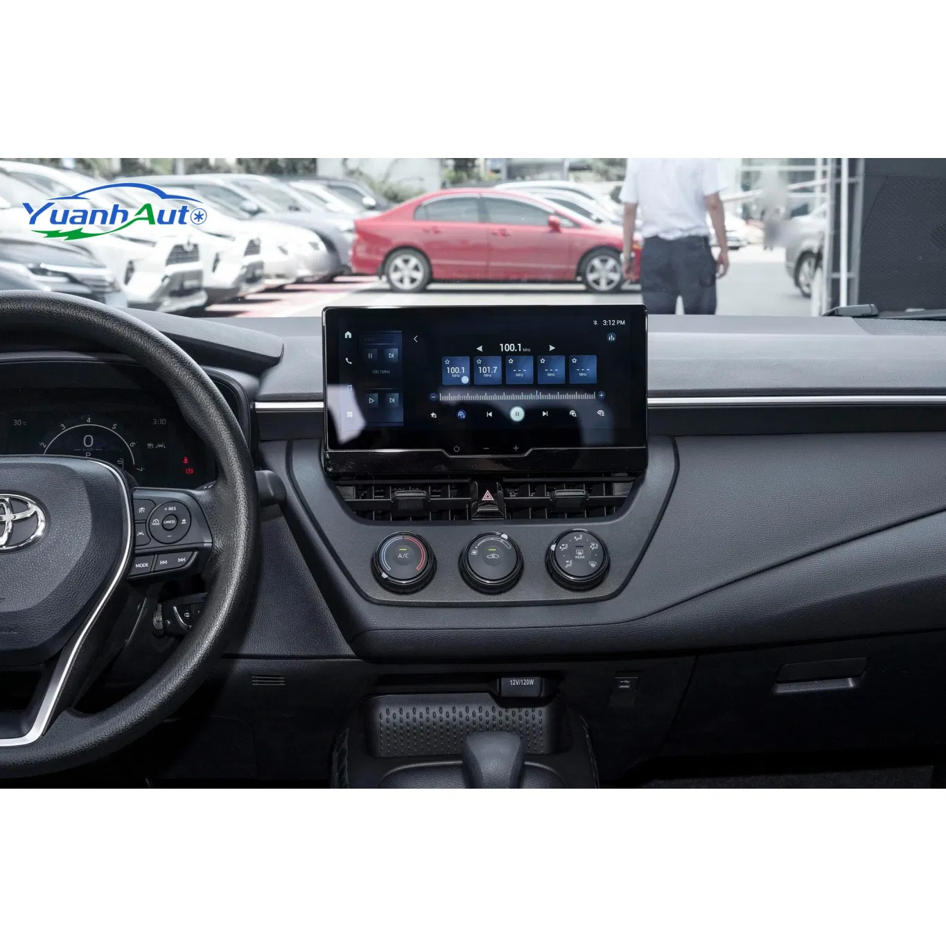 Toyota corolla vehicle photo 5