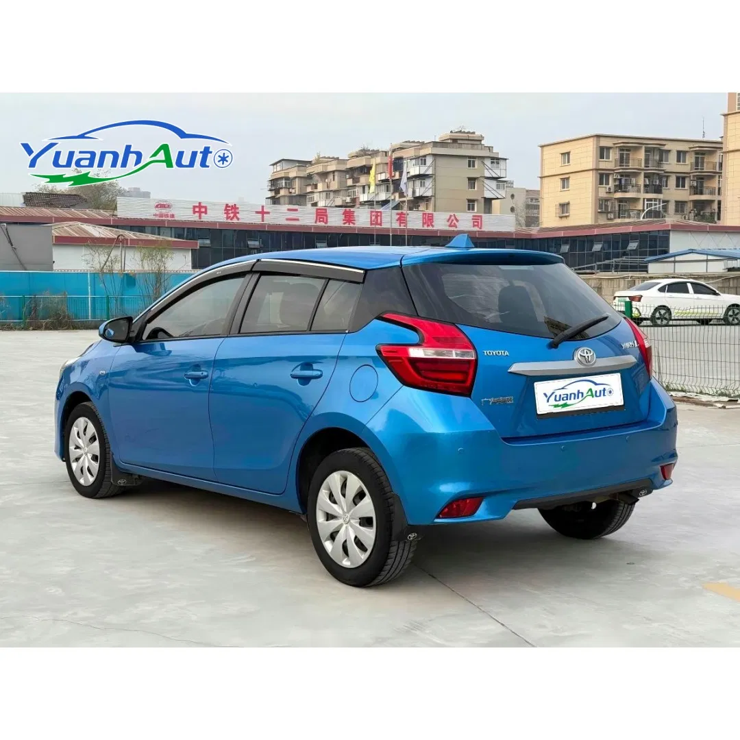 2016 Toyota YARiS_L — source image 9