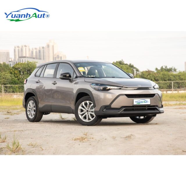 Toyota Frontlander vehicle photo 1