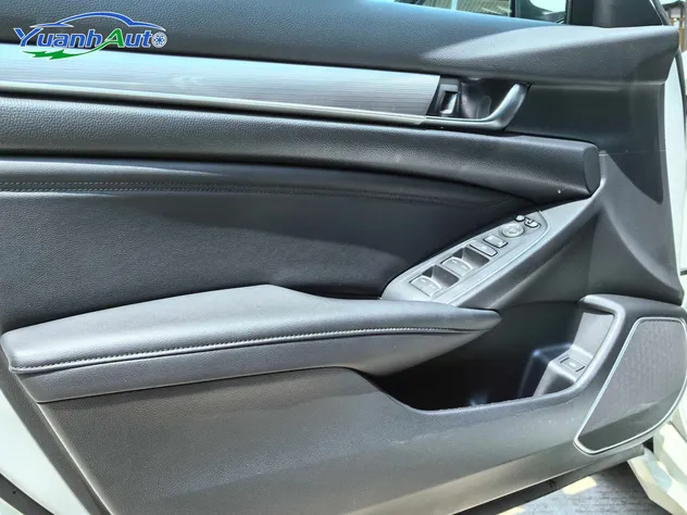 2022 Honda Accord Petrol Sedan — source image 20