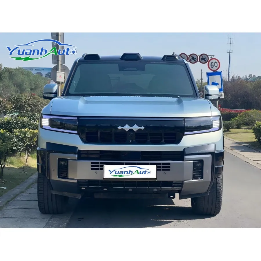 2025 Fangchengbao Bao 8 Hybrid SUV — source image 8