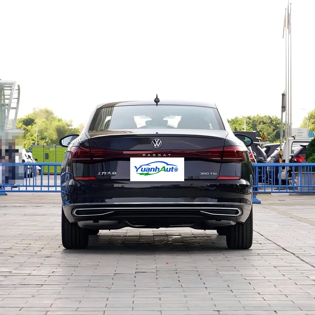 2011 Passat vehicle photo 6