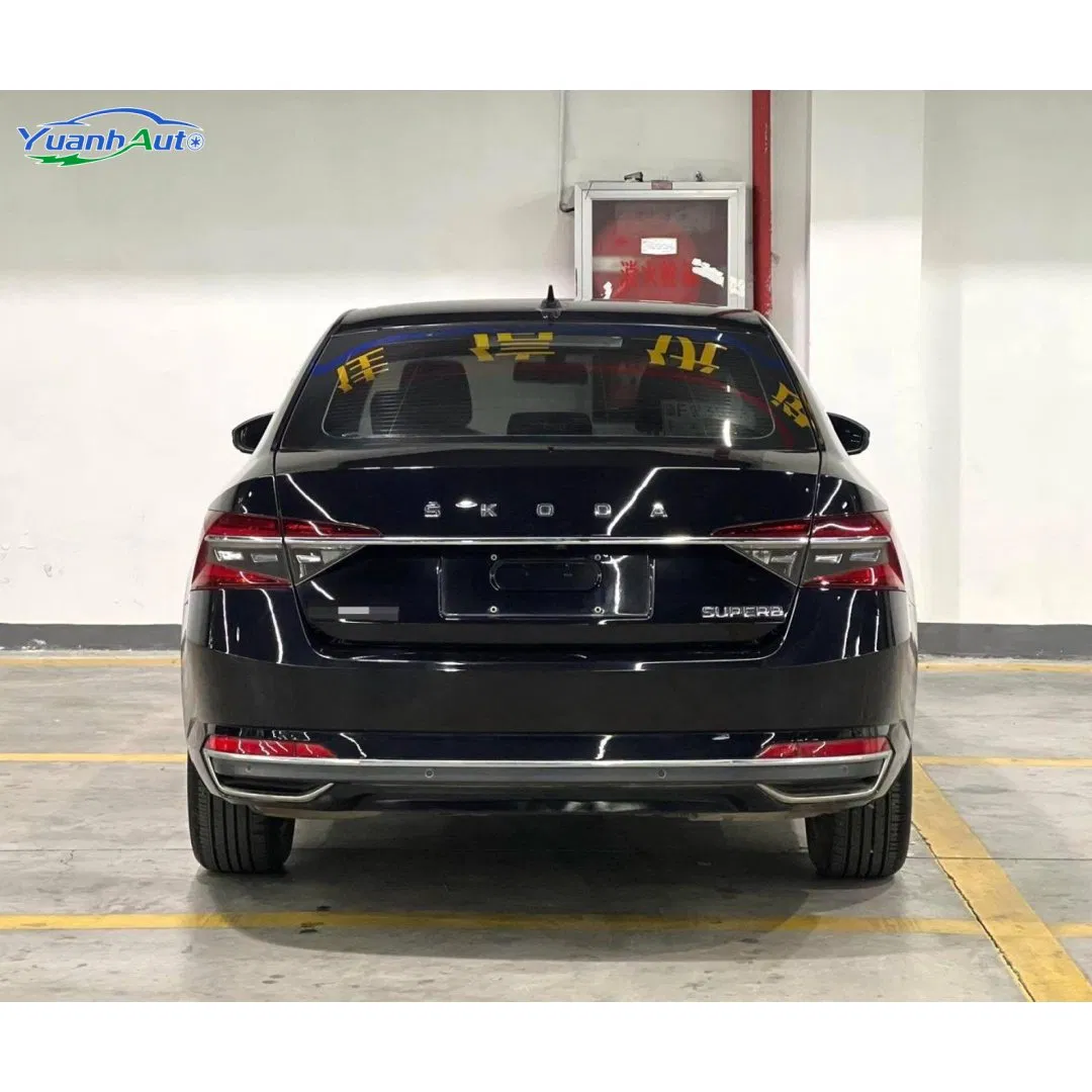 2021 Skoda Superb vehicle photo 7