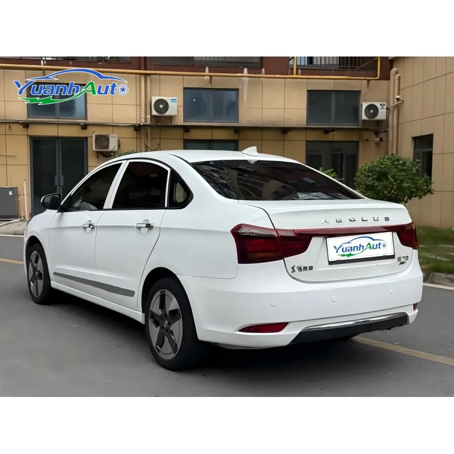 2021 Dongfeng E70 Hybrid — source image 11