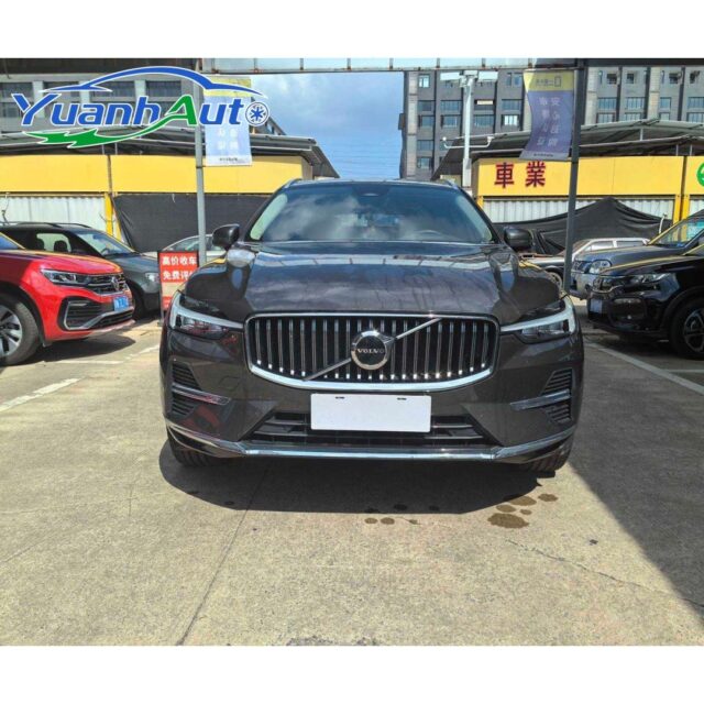 2022 XC60 vehicle photo 1