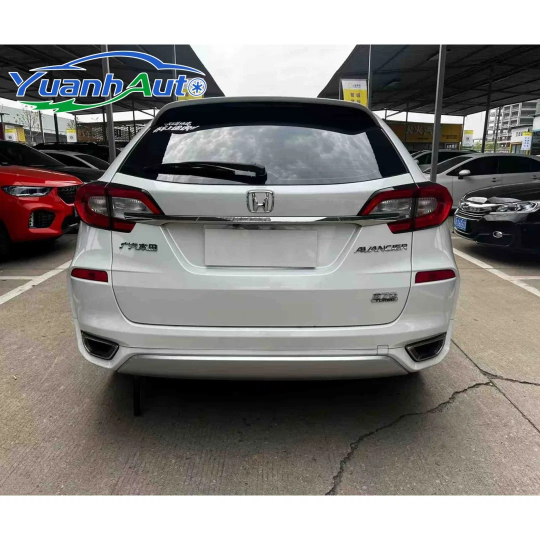 2020 Honda Avancier Luxury SUV — source image 14
