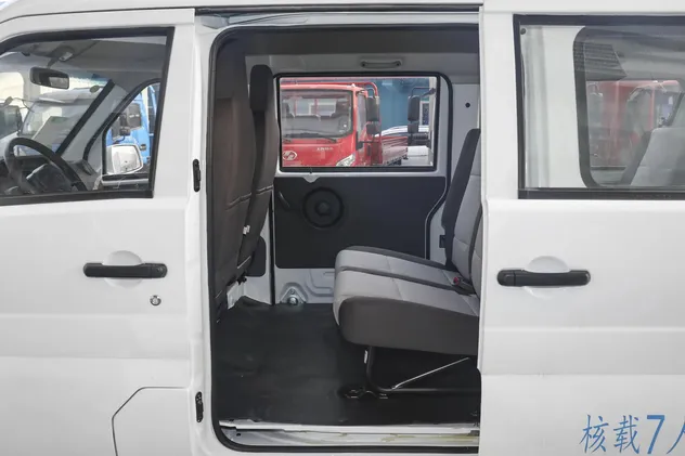 2023 Dongfeng Xiaokang K07S 1.3L Petrol — source image 14