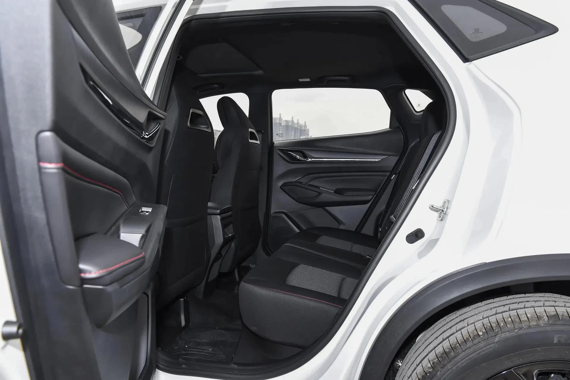 2025 Changan X5 Plus 1.5T Petrol SUV — source image 11