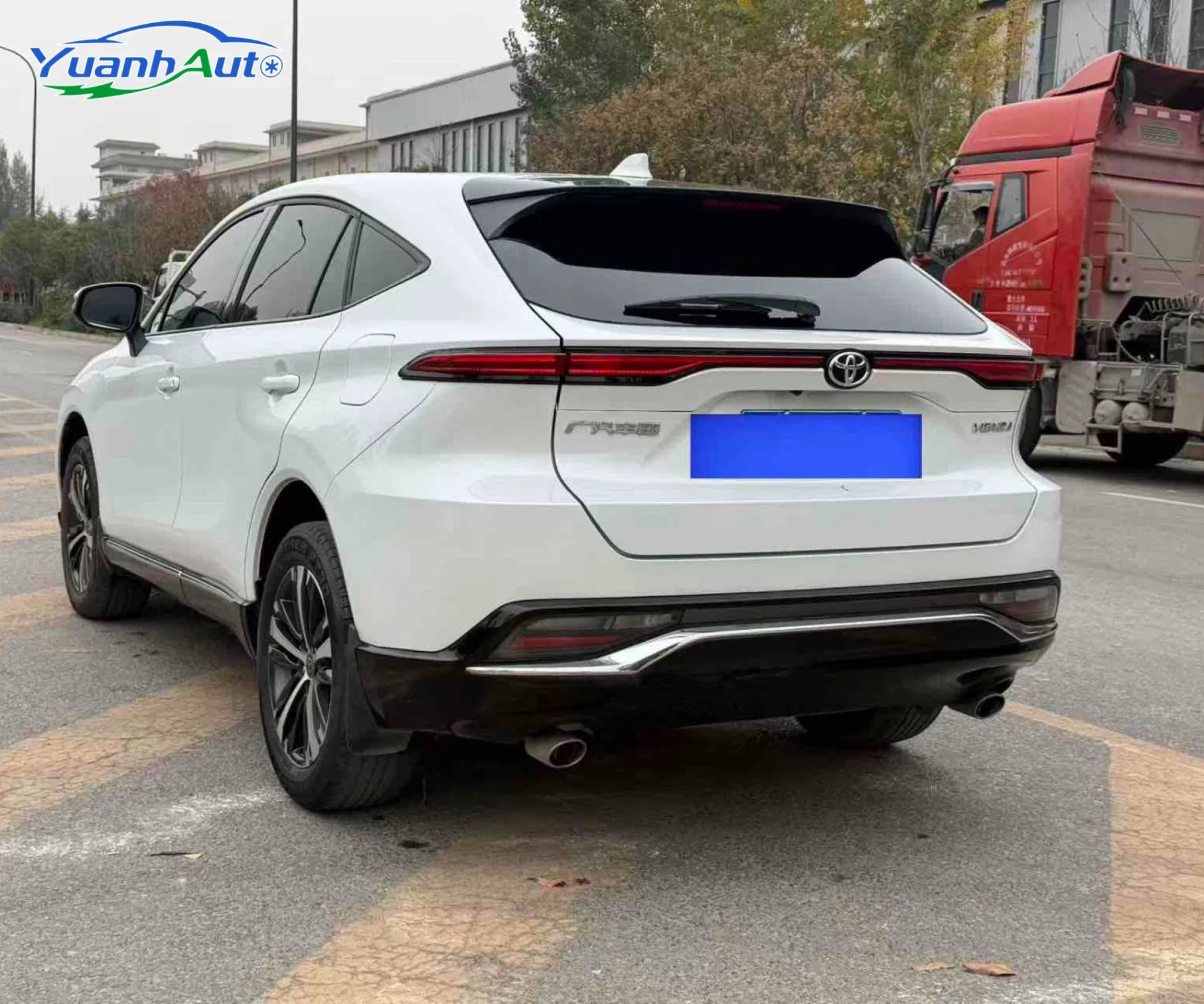2022 Toyota Venza Petrol SUV — source image 3