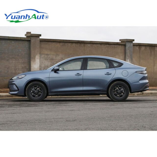 BYD Seal 05 vehicle photo 1