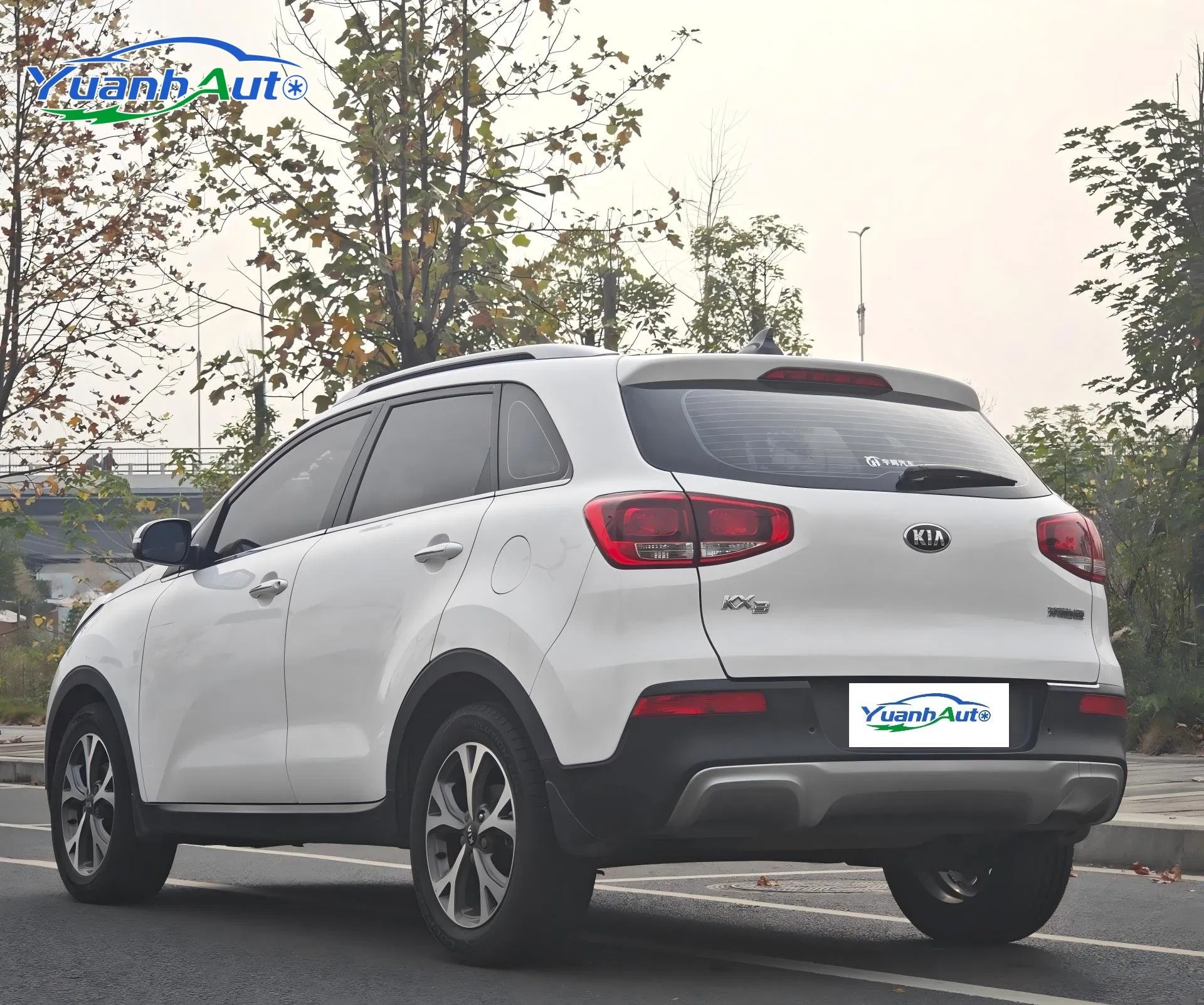 2015 Kia KX3 SUV — source image 5