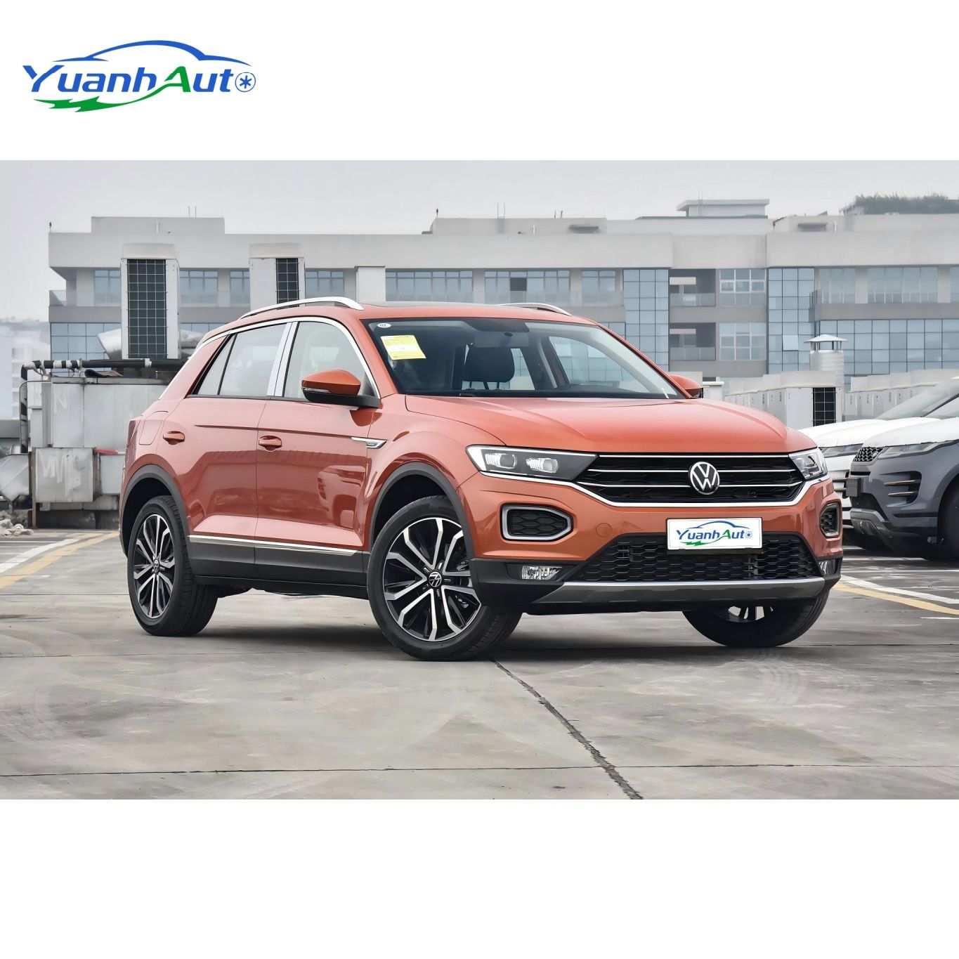 T-ROC vehicle photo 1