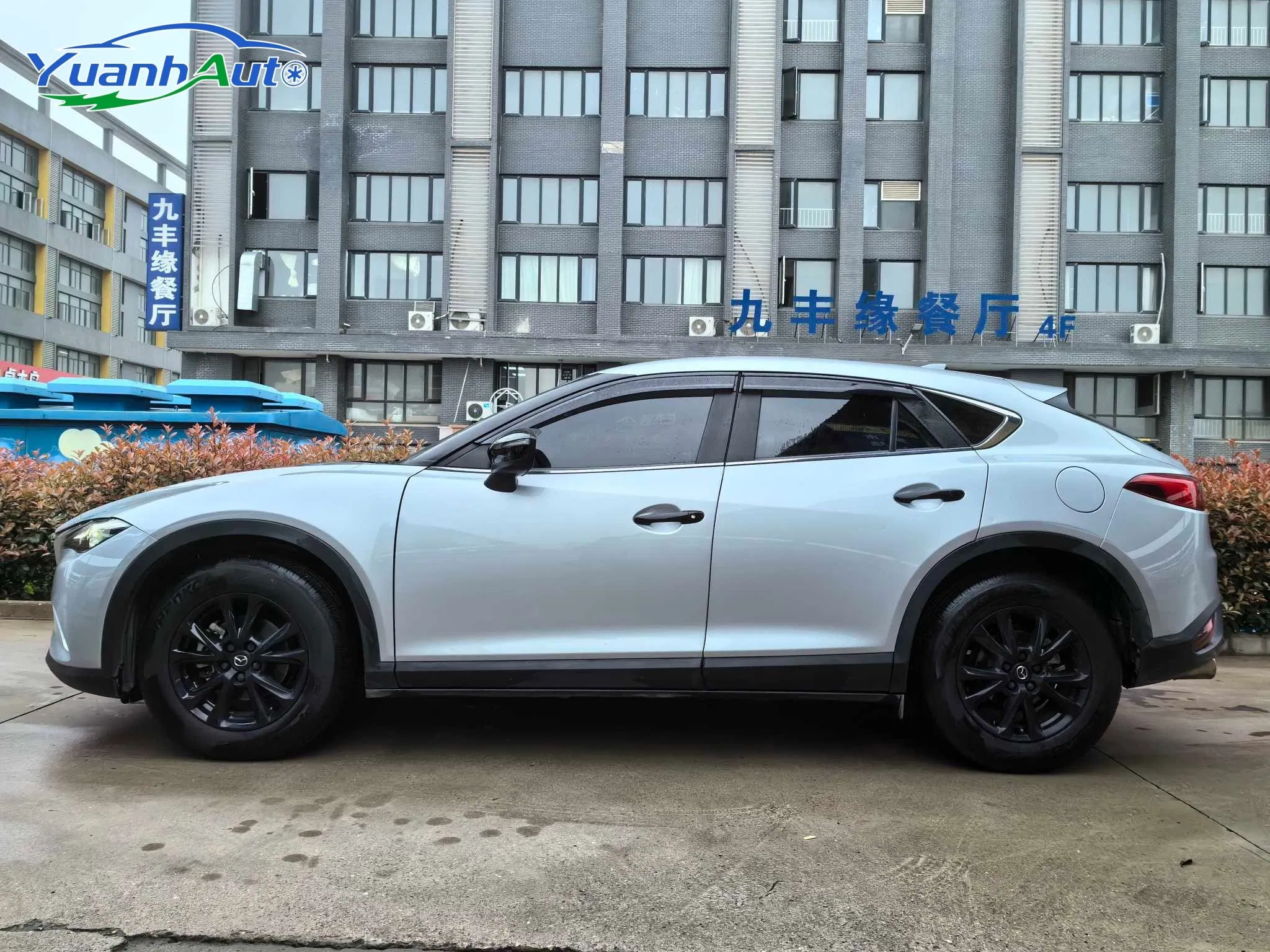 2018 Mazda CX-4 Petrol SUV — source image 6