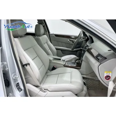 2011 Mercedes-Benz E-Class Fashion Sedan — source image 14