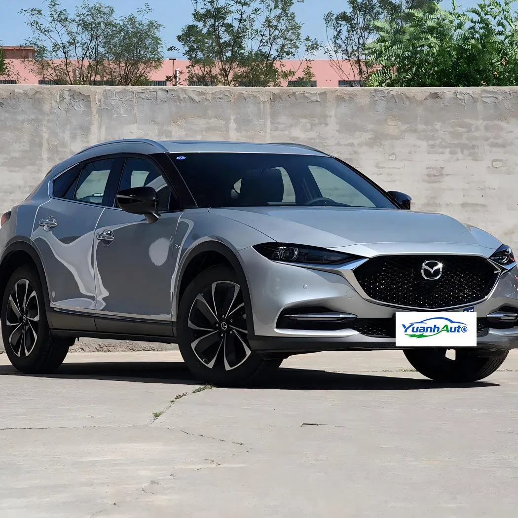 2018 Mazda CX4 vehicle photo 4
