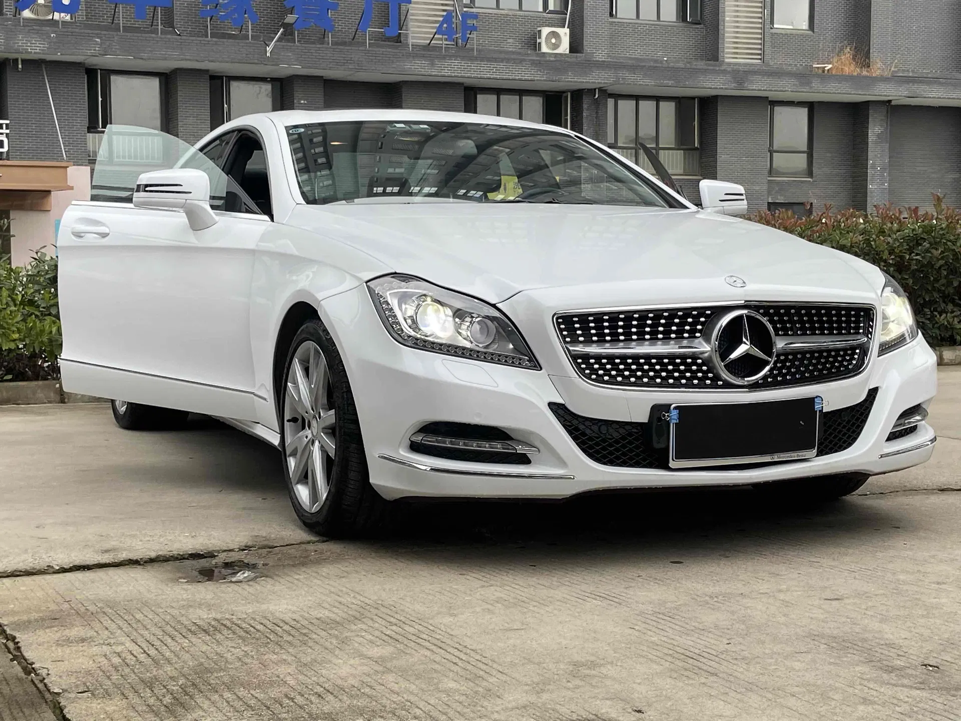2012 Mercedes-Benz CLS Petrol — source image 13