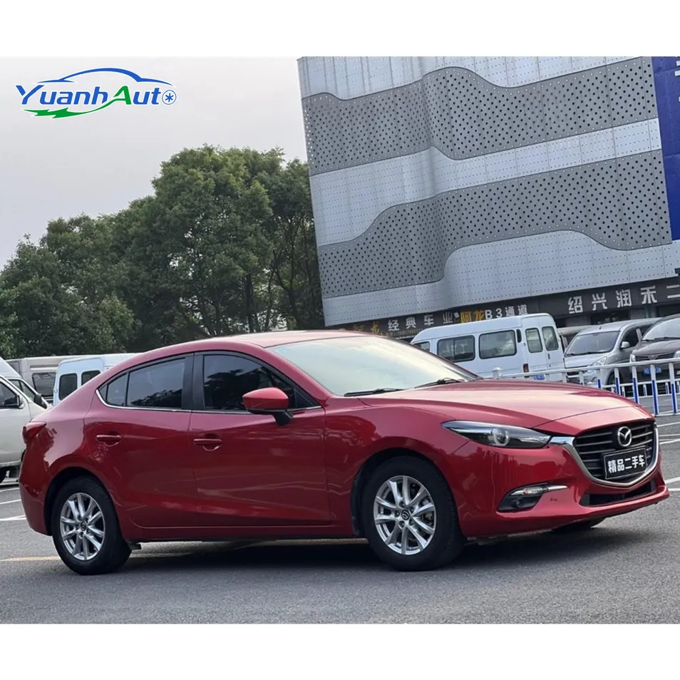 2017 Mazda 3 1.5L Sedan — source image 10
