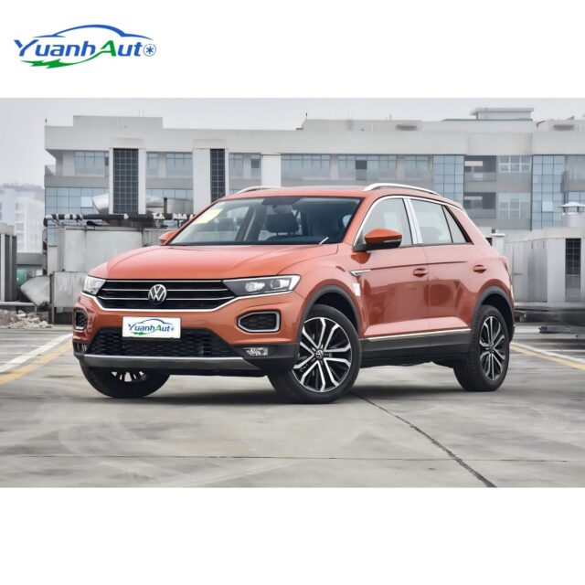 T-ROC vehicle photo 1