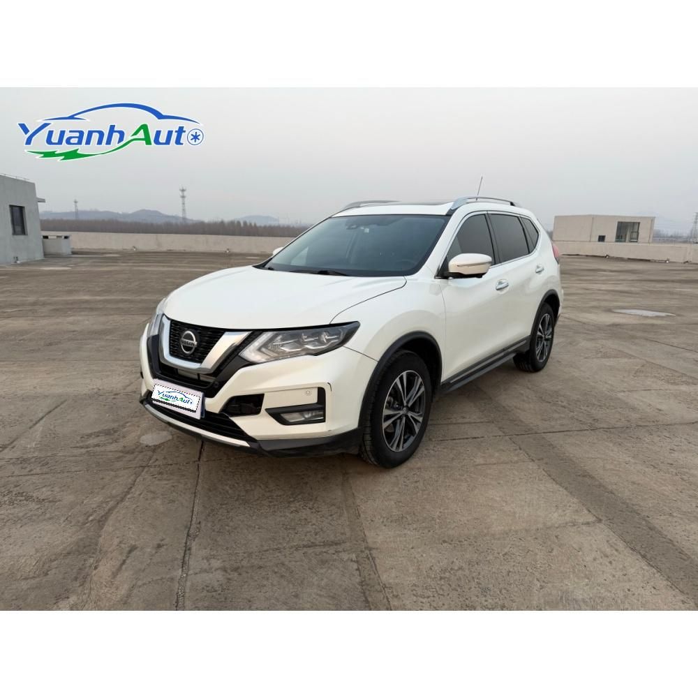 2022 Nissan X-Trail vehicle photo 1