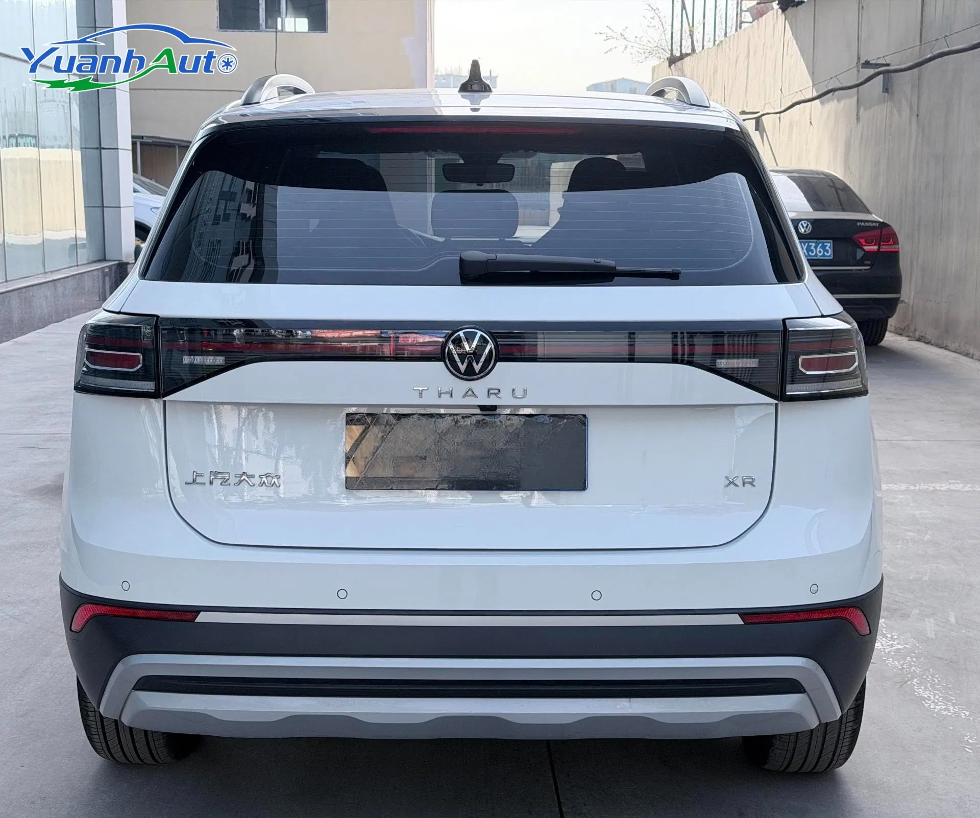 VW Thrau vehicle photo 7