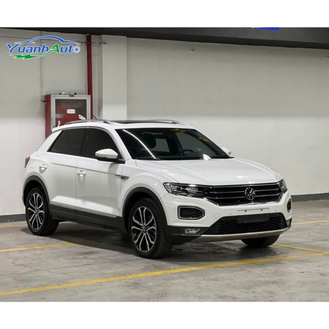 2021 T-ROC vehicle photo 1