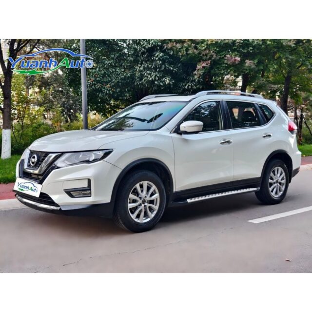 2020 Nissan X-TRAIL vehicle photo 1