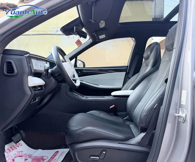 2023 Geely Galaxy L7 Hybrid SUV — source image 14