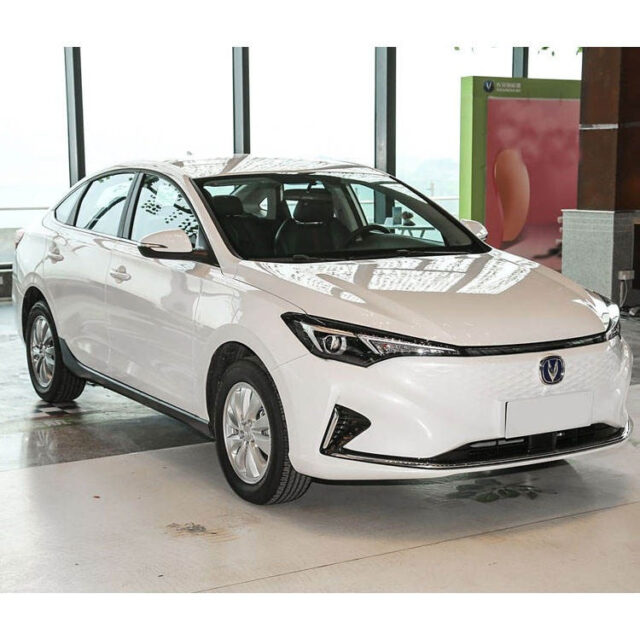 2022 Changan Eado Ev460 vehicle photo 1